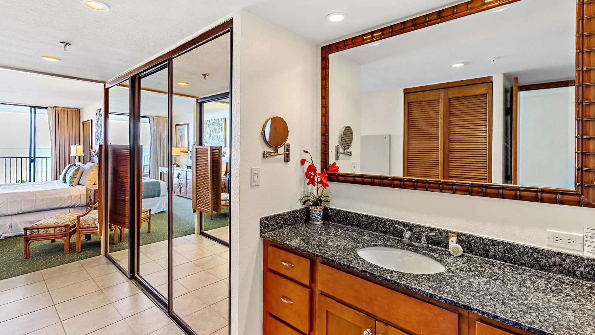 בית נופש Kahana Kaanapali Shores 401